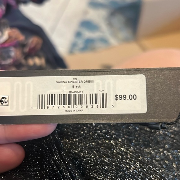 Nadina Sweater Dress in Black & Silver
Metallic by Steve Madden NEW Size XS - Picture 9 of 15